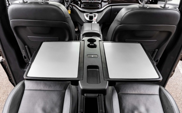 Autobusu noma Mercedes Benz V class